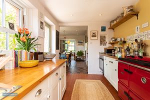 Photo 19- click for photo gallery